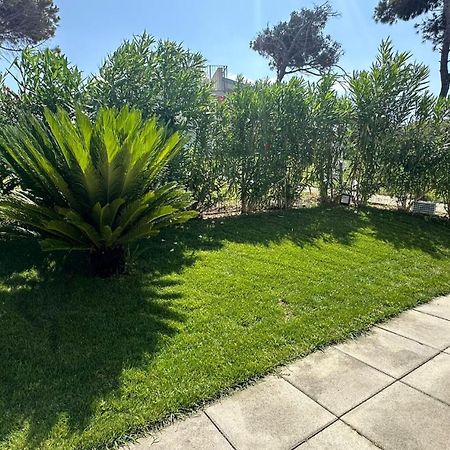 Magnifique Villa Neuve En Bord De Mer ساساري المظهر الخارجي الصورة