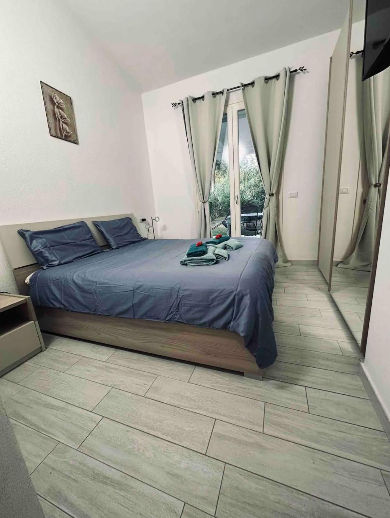 Magnifique Villa Neuve En Bord De Mer ساساري المظهر الخارجي الصورة